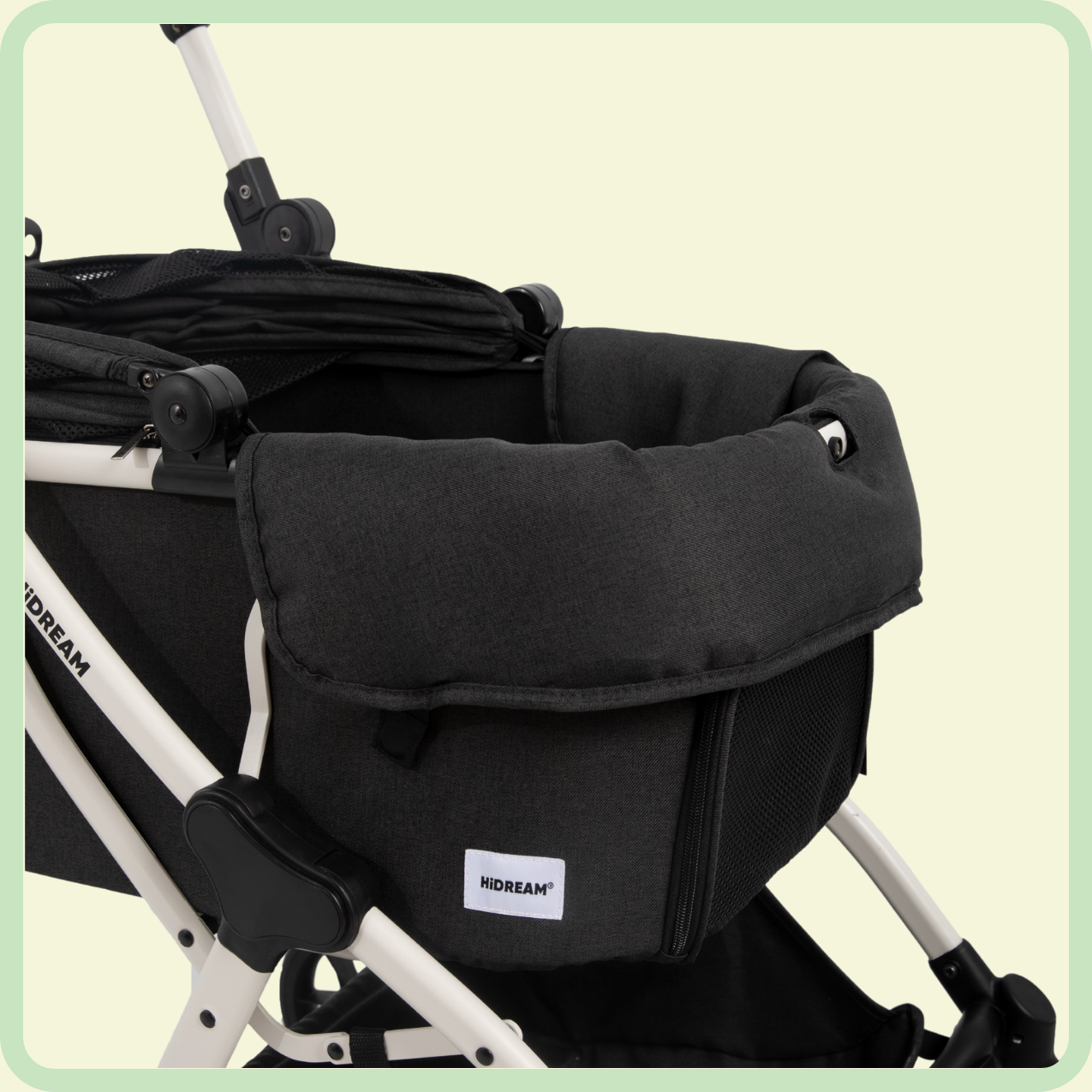kussen voor de rand van een kinderwagen 